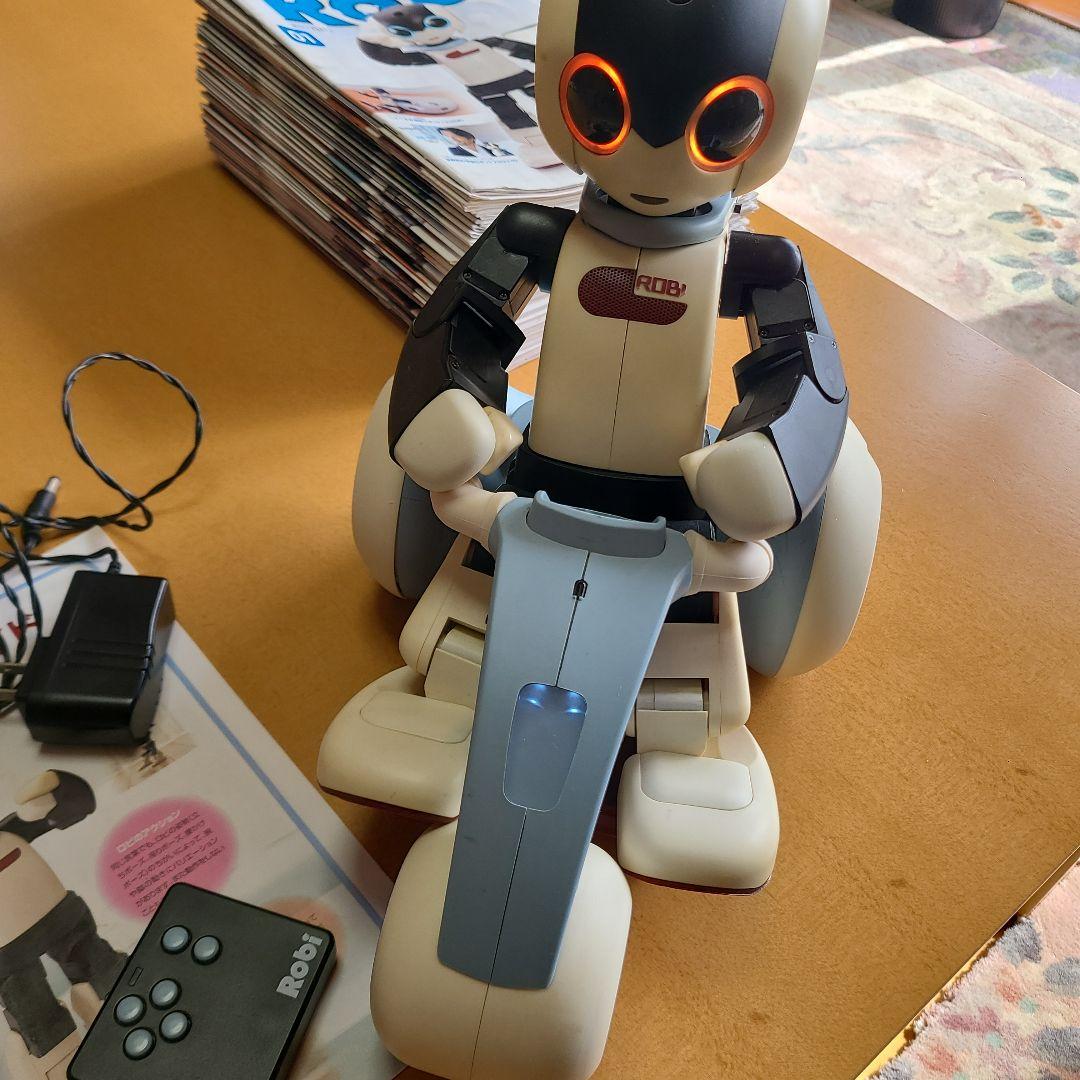 ロビとロビクル　セット　製作ミスにより歩行できません