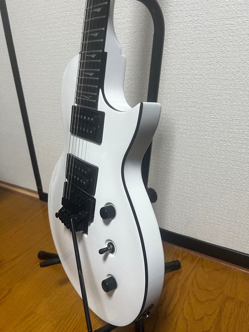 クレイマー アサルト 220 ホワイト レスポール エレキギター フロイドローズ