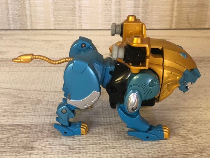 DXガオライオン・ブルーバージョン　箱なし美品