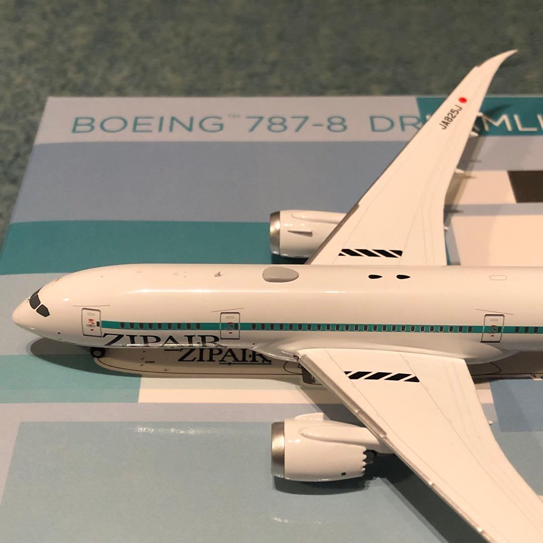 ZIPAIR 787-8 JA825J ジップエア 1:400 NG