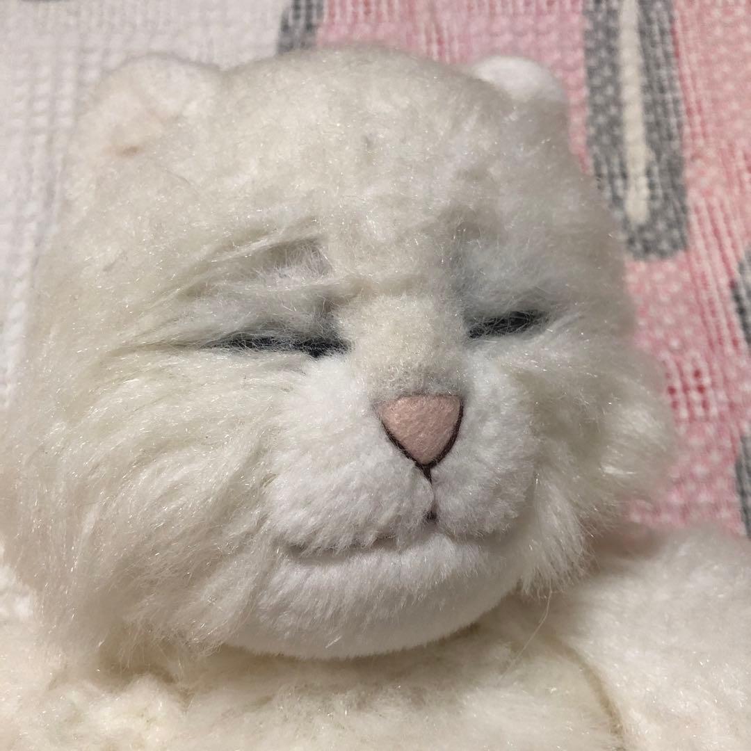 オリエンタルトーイ　ジョリーマンマ　シロネコ　眠り猫ぬいぐるみ　中古品