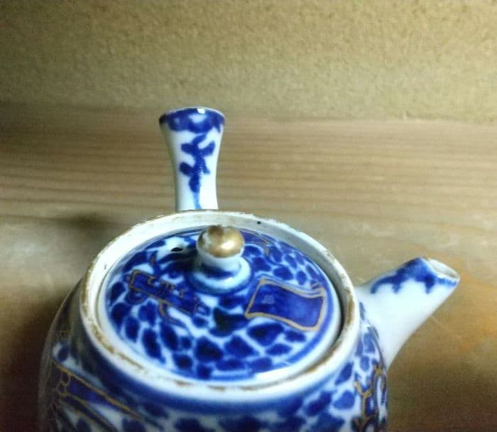 骨董　小さな急須　金の線描き鳳凰 アートな絵柄　蓋が可愛い！