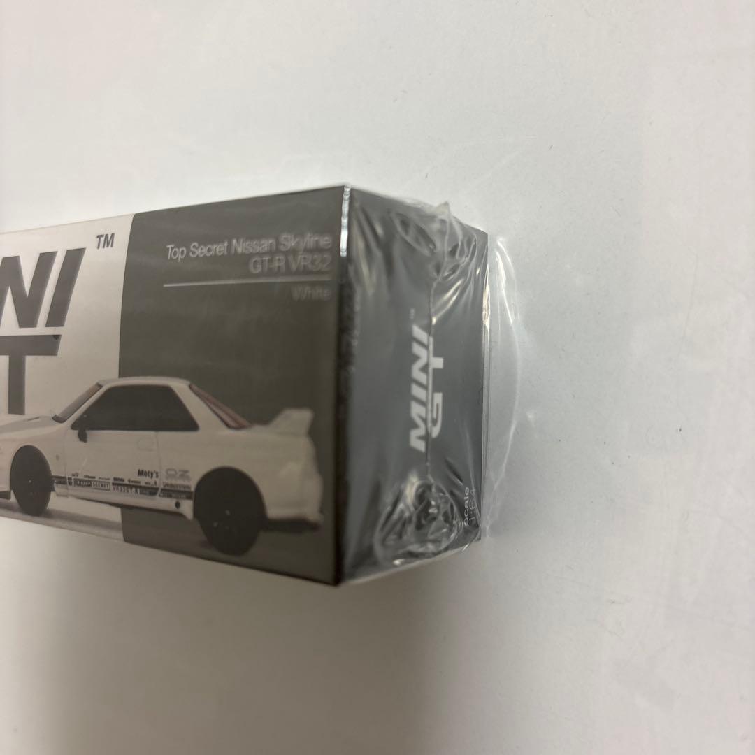 MINI GT NISSANスカイラインGT-R トップシークレットVR32