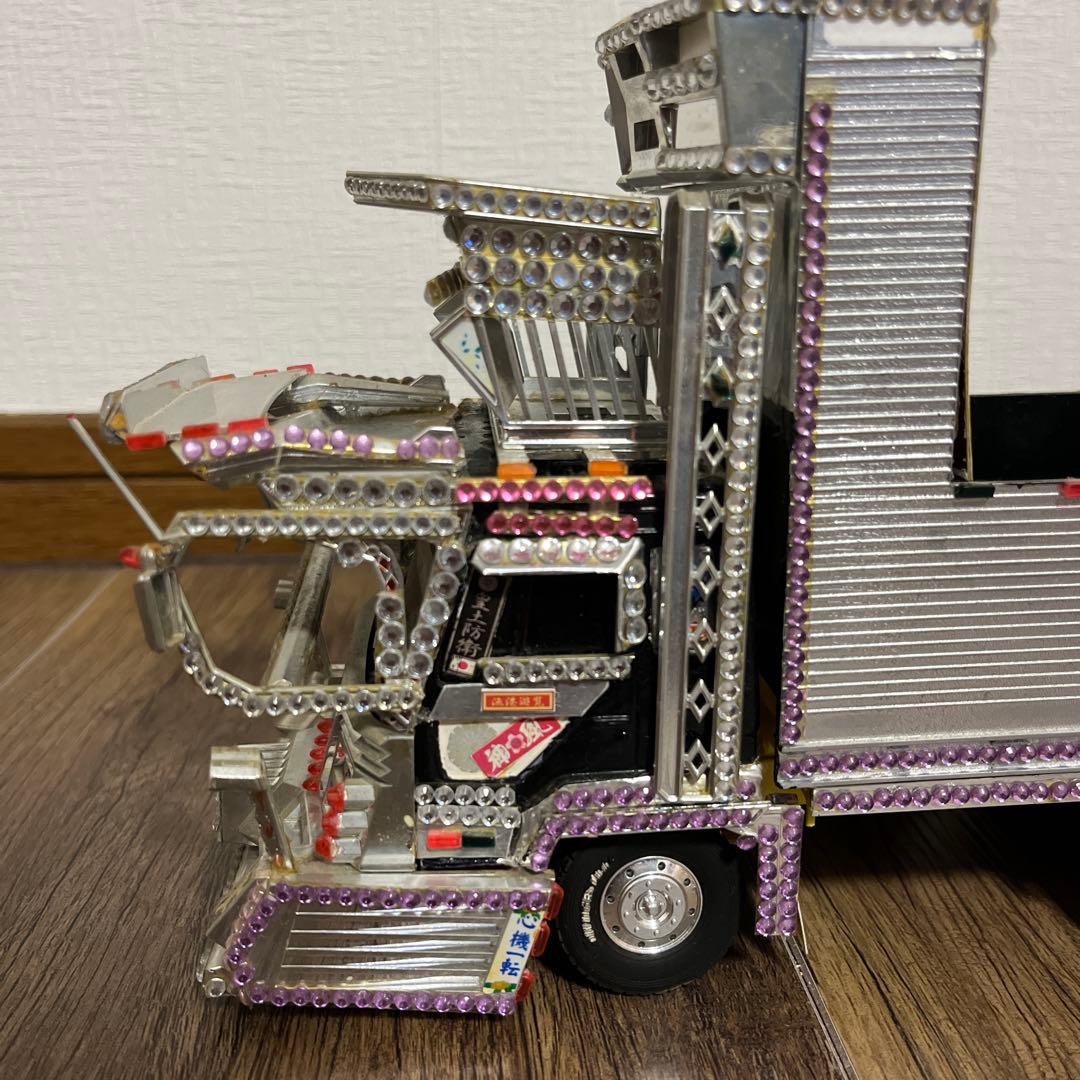 デコトラ
