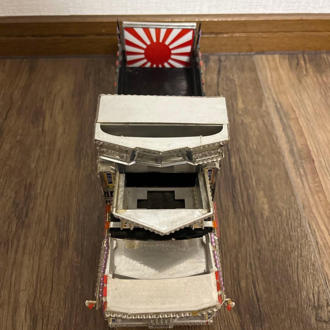 デコトラ