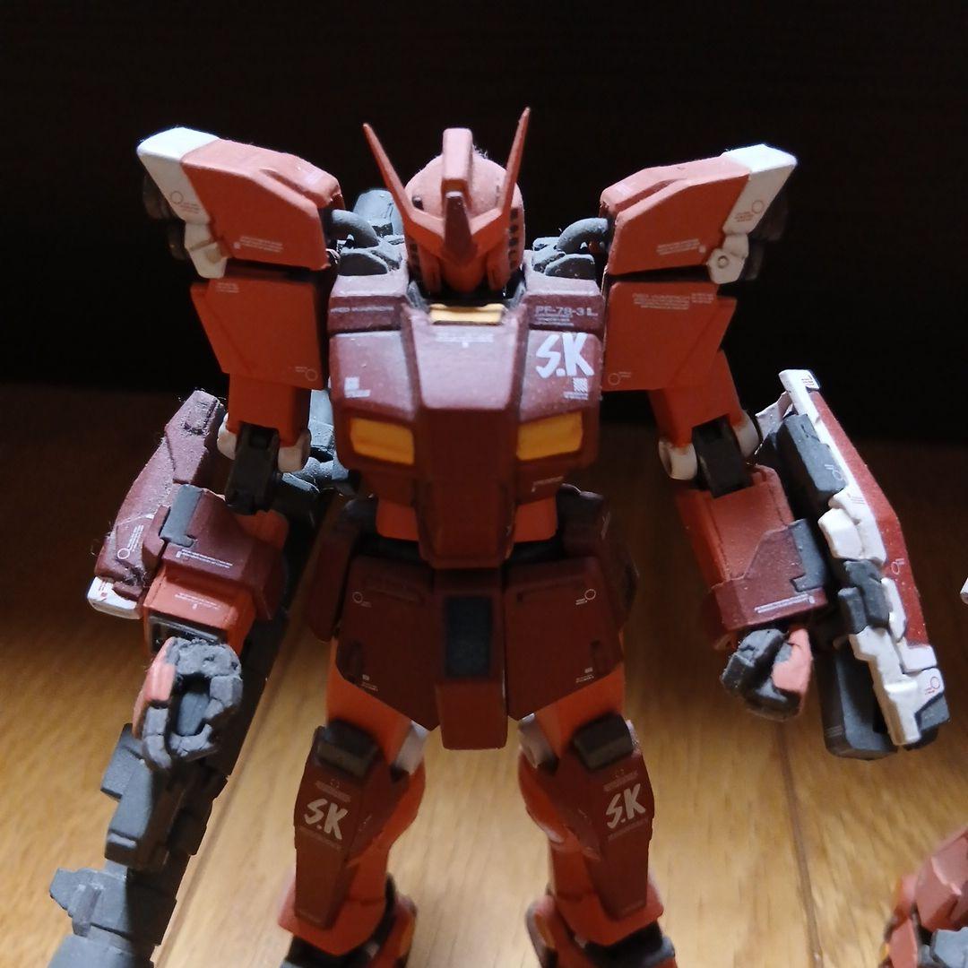 ガンダムgff赤いロボットフィギュア 2体セット