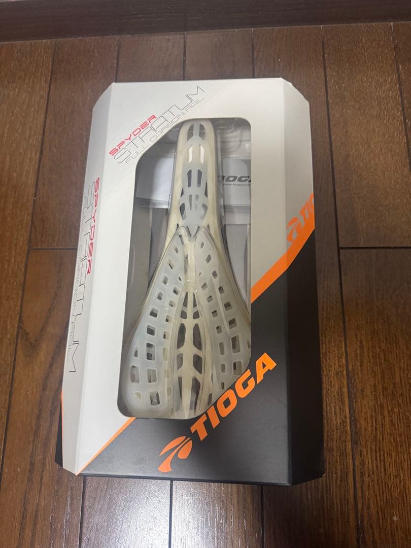 TIOGA SPYDER STRATUM フルカーボンレール