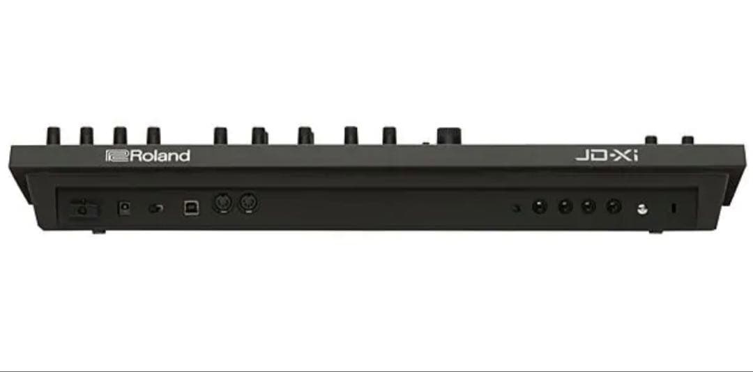 値下げ！新品！Roland JD-Xi シンセサイザー 37鍵 専用ケース付