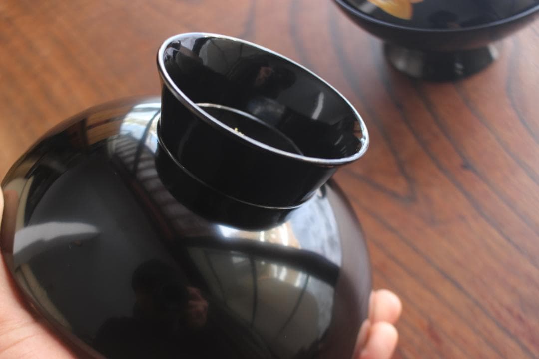 上質黒漆に極上蘭蒔絵の映える大椀2点（検輪島塗蒔絵椀雑煮椀煮物椀