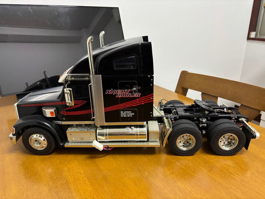 1/14RC トレーラーヘッド ナイトハウラー フルオペレーションセット