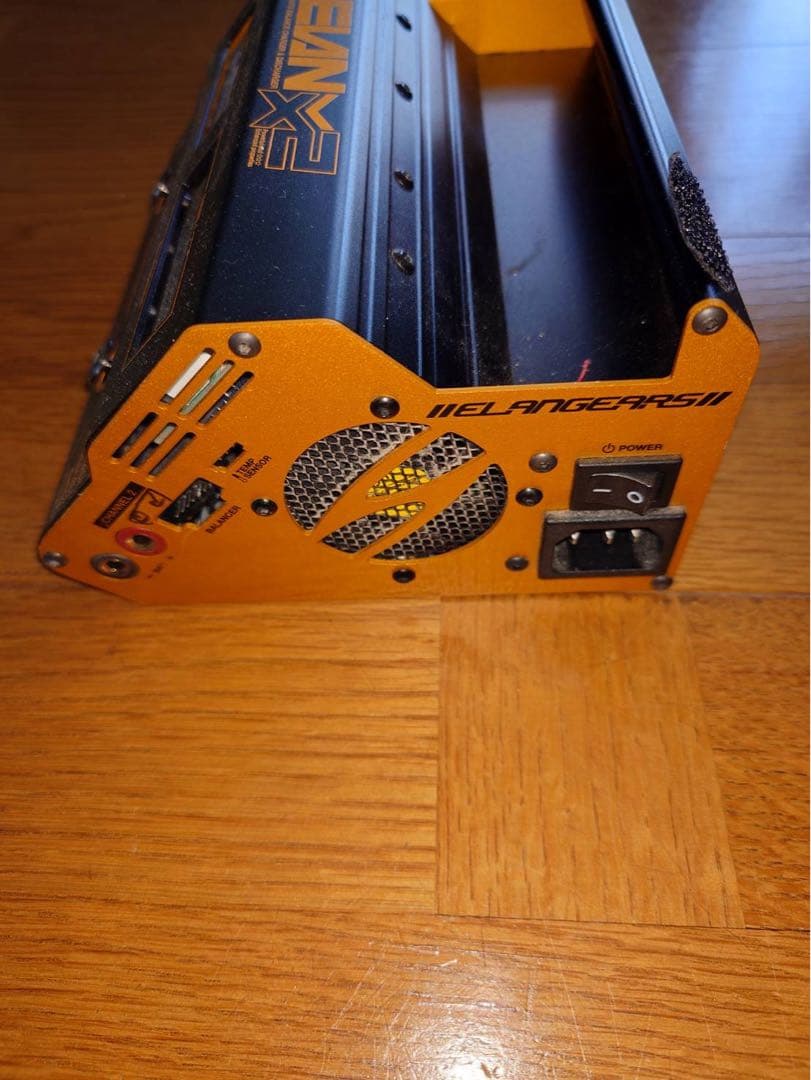 ELAN X2 充電器