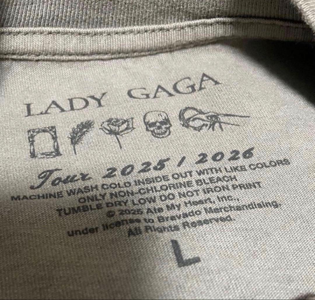ミュージシャン Lady Gaga Mayhem Ball Tshirt