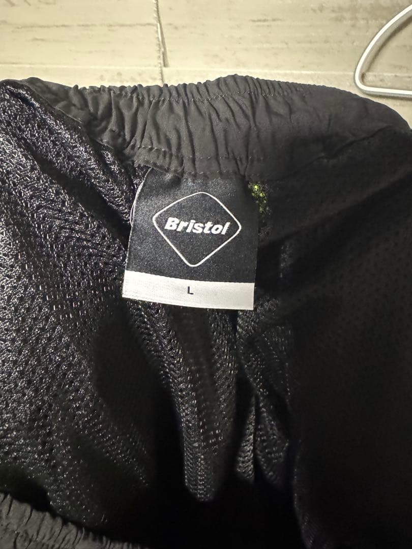 FCRB WARM UP PANTS 黒 L 未使用 SOPH