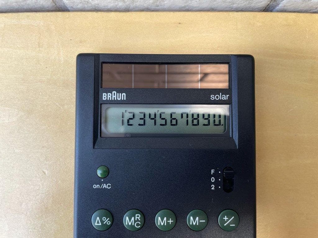 ブラウン BRAUN ソーラー電卓 ETS77 ブラック 廃番 テッドストック