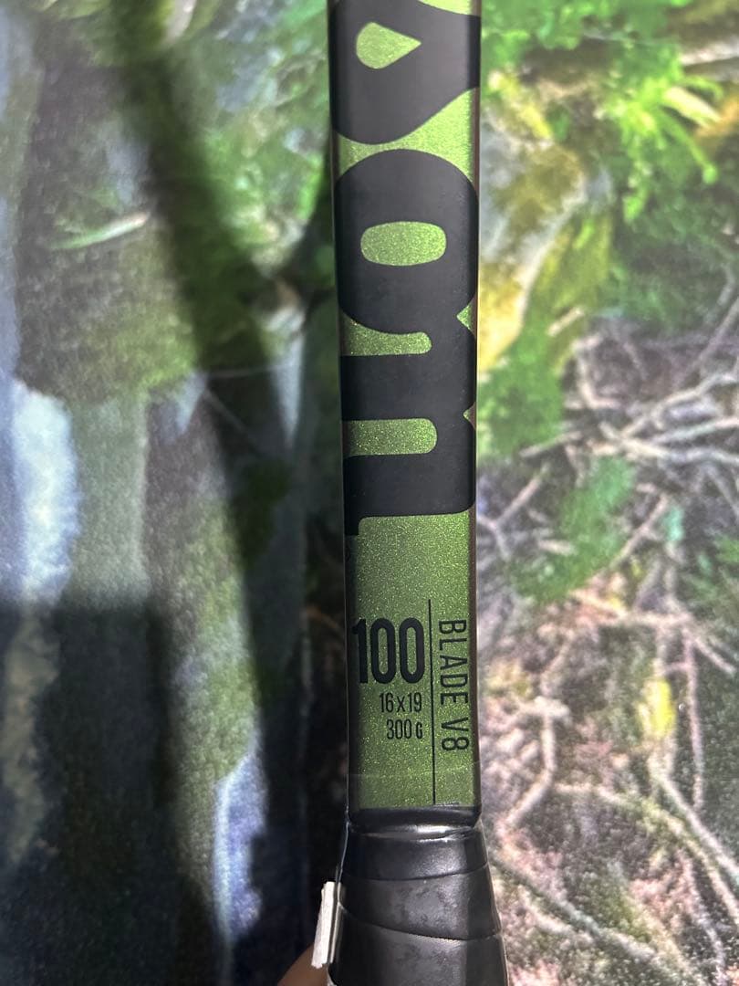 Wilson Blade V8 100 グリップ3
