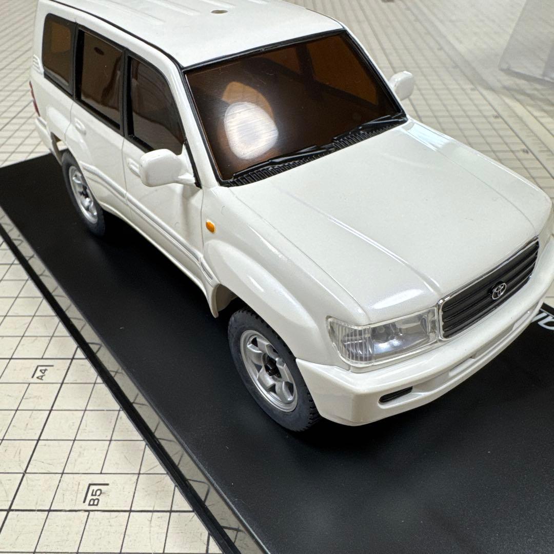 京商KYOSHO　オートスケールコレクション　ランドクルーザー100 パールWH