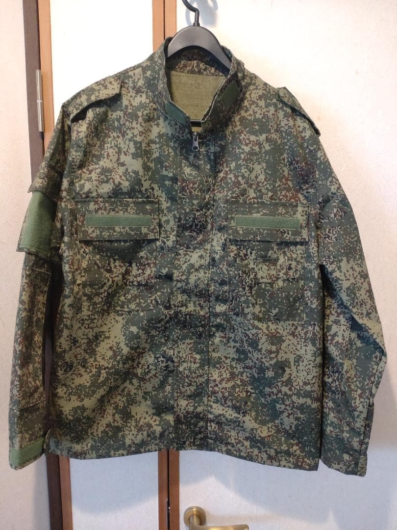 未使用　ロシア軍　北朝鮮軍　VKBO　EMR迷彩　迷彩服　サイズL　上下セット