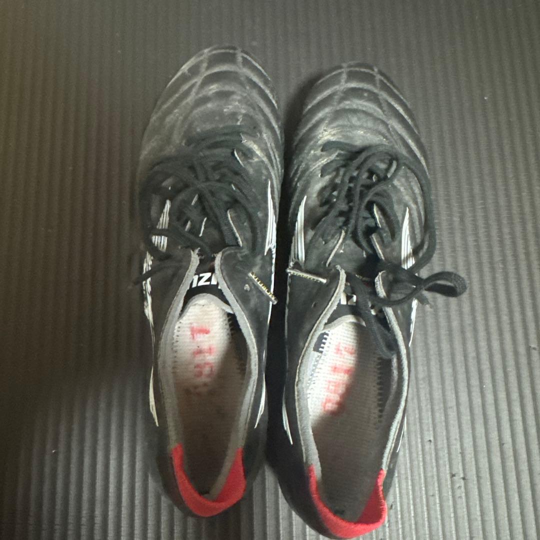 mizuno モレリアneo2サッカースパイクブラック/レッド(インソールなし)