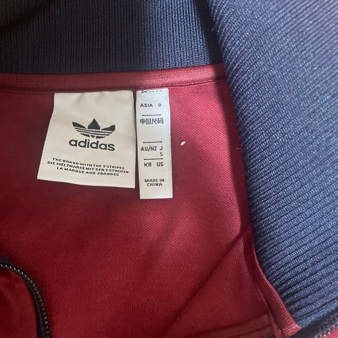 adidas ジャージジャケット