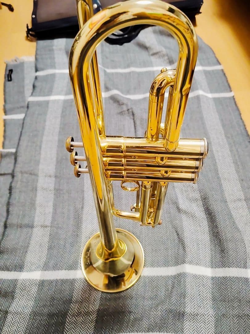 YAMAHA トランペットYTR-236（美品・ケース／説明書／保証書付き）