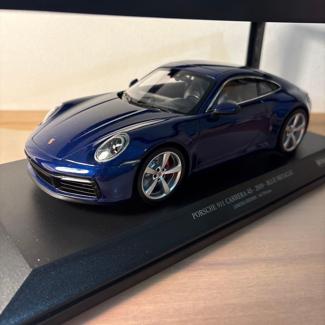 ミニチャンプス　ポルシェ　911 カレラ　4S 1/18 ミニカー　ブルー