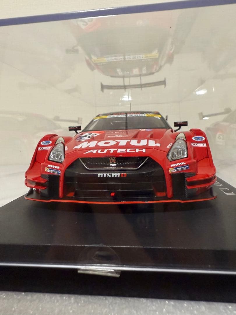 ミニカー MOTUL AUTECH GT-R 2017 SUPERGT 1/18