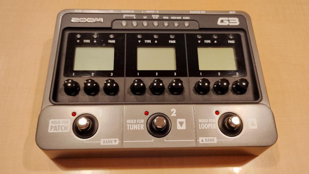 【美品・完備品】ZOOM G3 マルチエフェクター（ACアダプター箱・USB付）