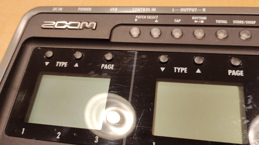 【美品・完備品】ZOOM G3 マルチエフェクター（ACアダプター箱・USB付）