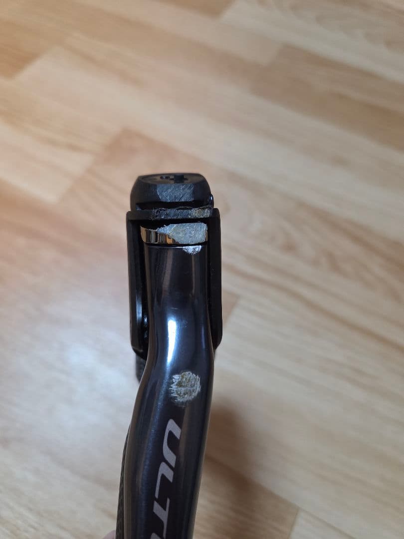 SHIMANO（シマノ）　アルテグラ　右のみ　ST-R8070　中古品