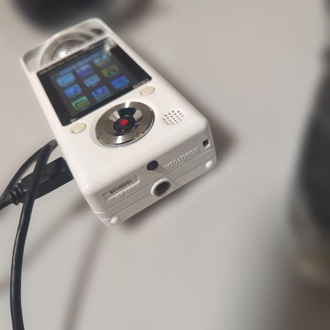 ZOOM Q2 HD ハンディビデオレコーダー　動作品