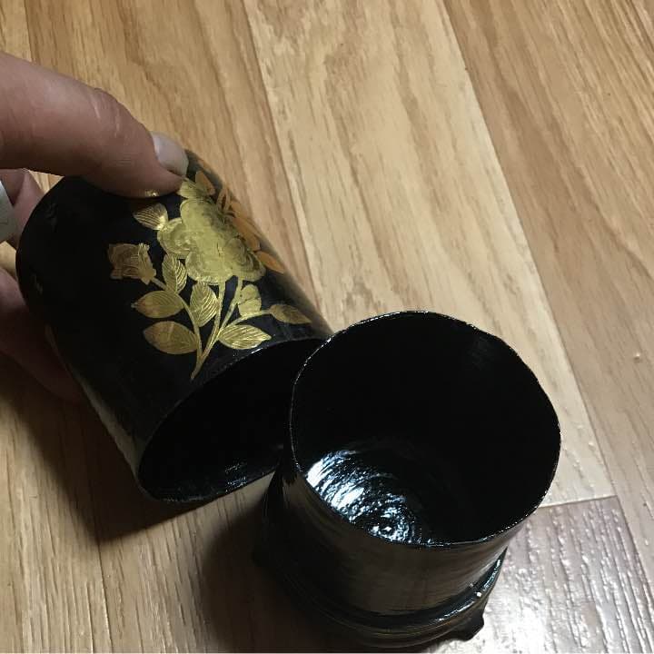 湯のみ入れ？