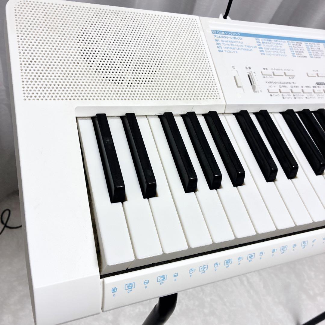 CASIO LK-311 ホワイトキーボード 61鍵 譜面台 台付 動作確認済み