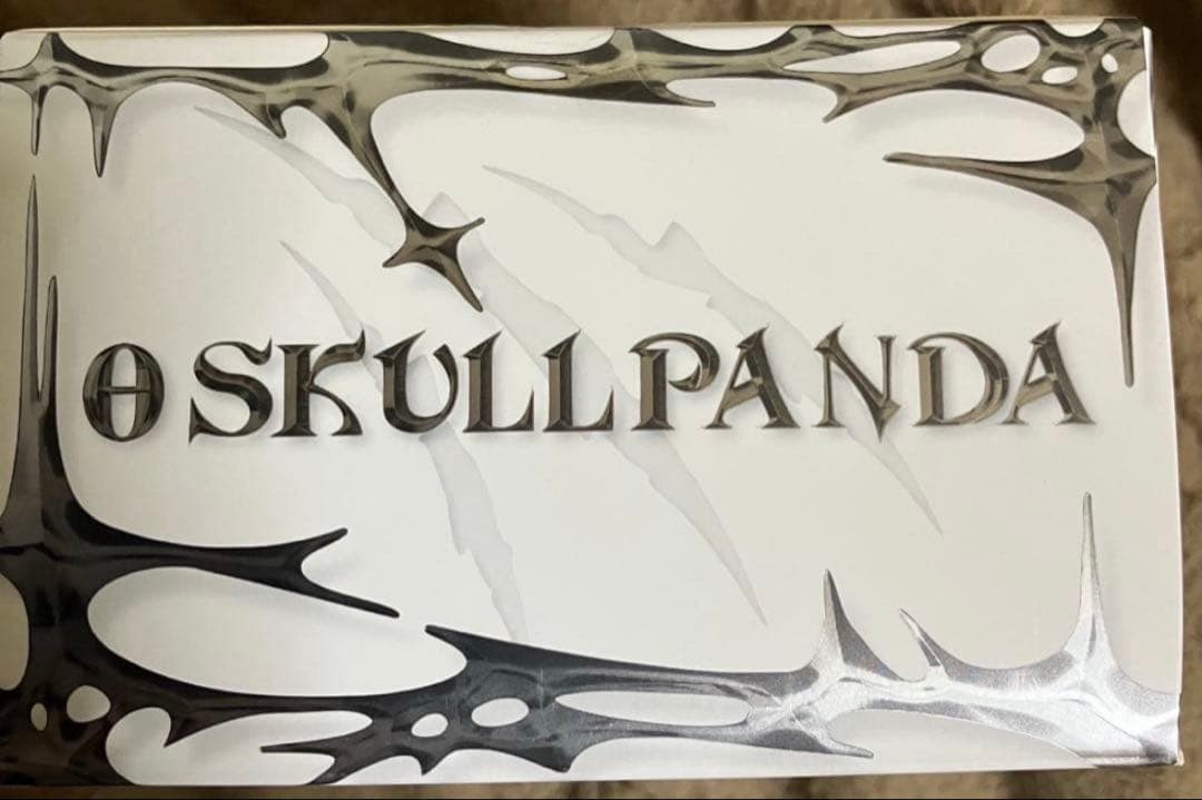 SKULLPANDA × XG ぬいぐるみペンダント（日本限定）　POPMART