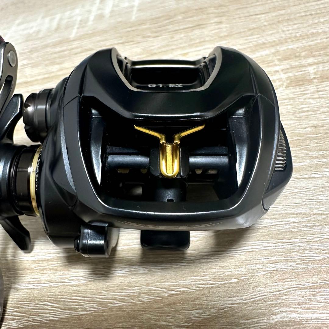 ダイワ　スティーズ　SV TW 右巻き　ハイギア