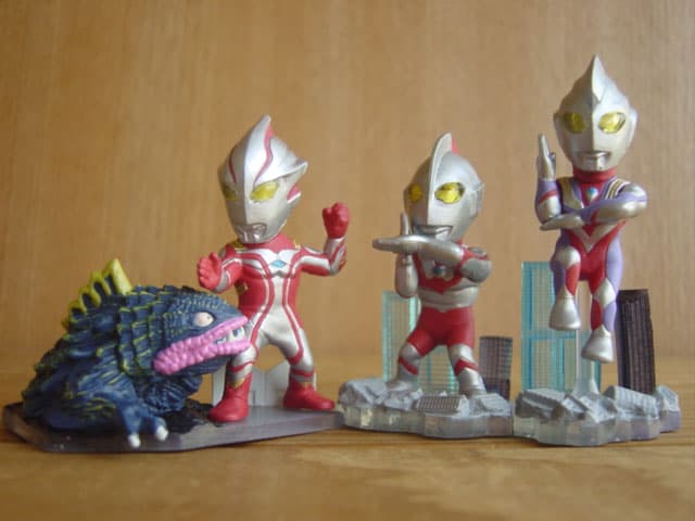♯EXs21Ejじおらまっくすウルトラマン全5種