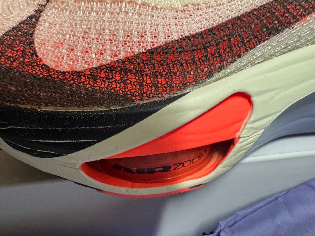 ナイキ　NIKE アルファフライ　3　23 センチ