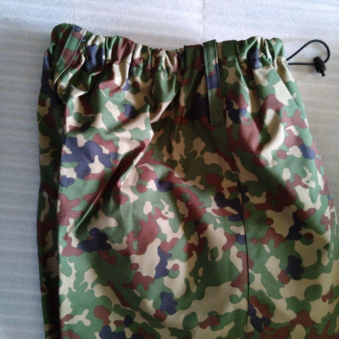 迷彩柄　レインウェア　Ｌサイズ