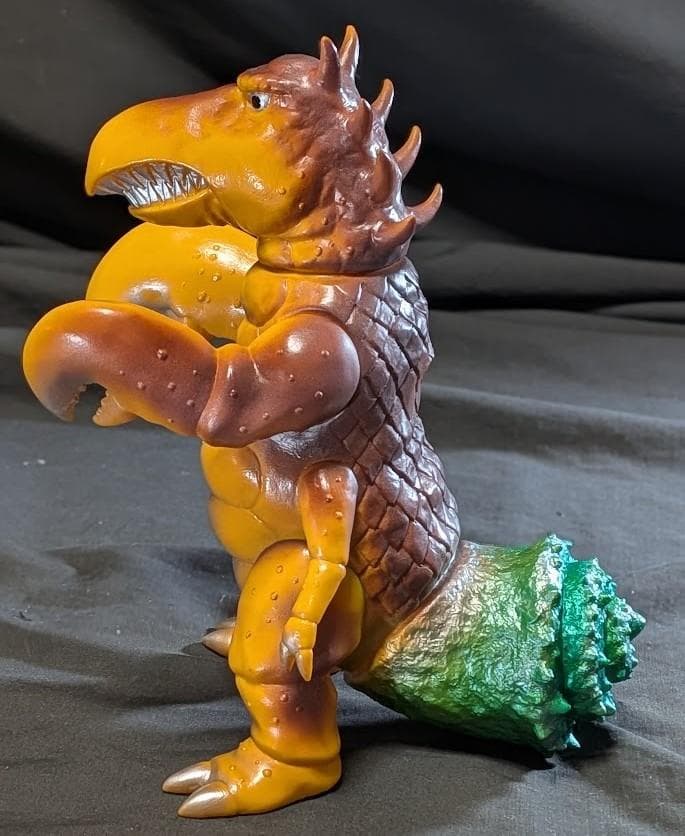 ザリガニンド「宇宙猿人ゴリ対スペクトルマン」登場怪獣（ベアモデル）ソフビ
