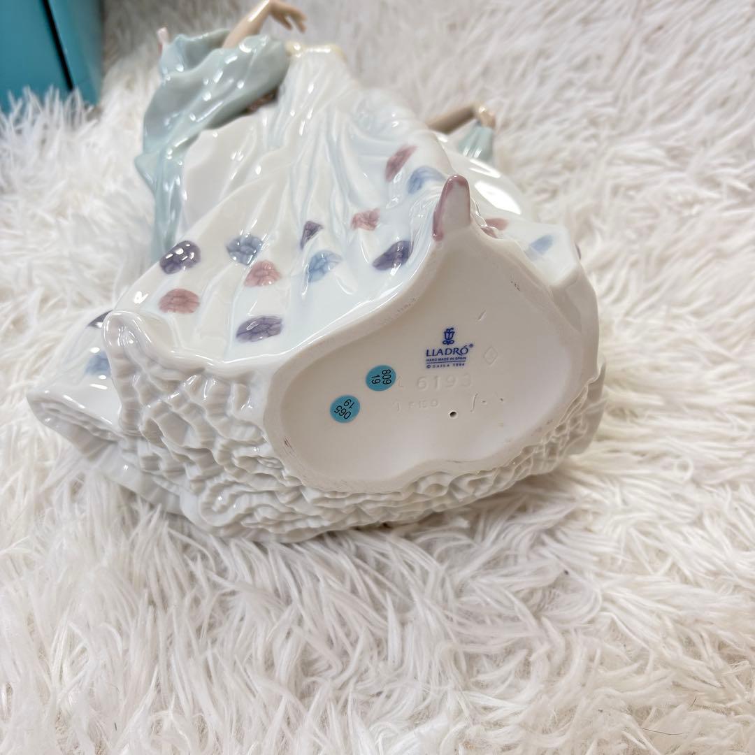 【未使用美品】夏のセレナーデ　リヤドロ　置物　箱あり