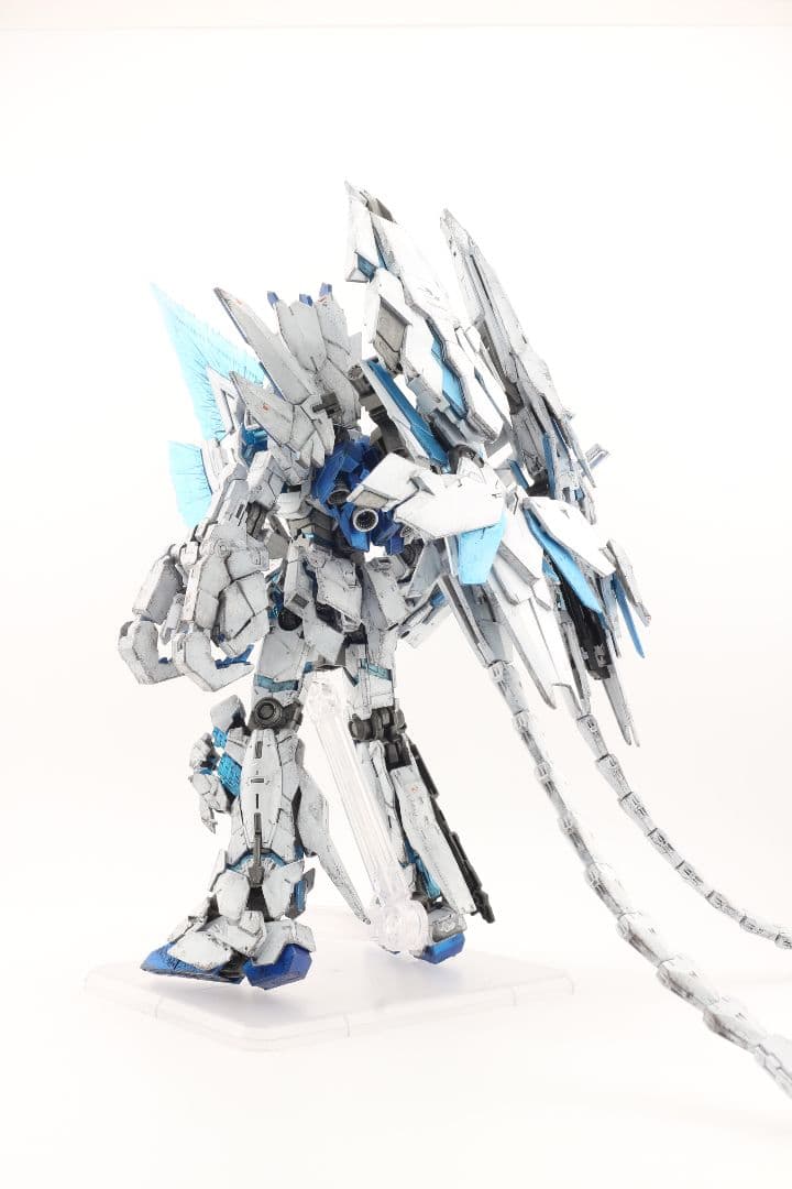 RGユニコーンガンダムペルフェクティビリティ　塗装済み　完成品