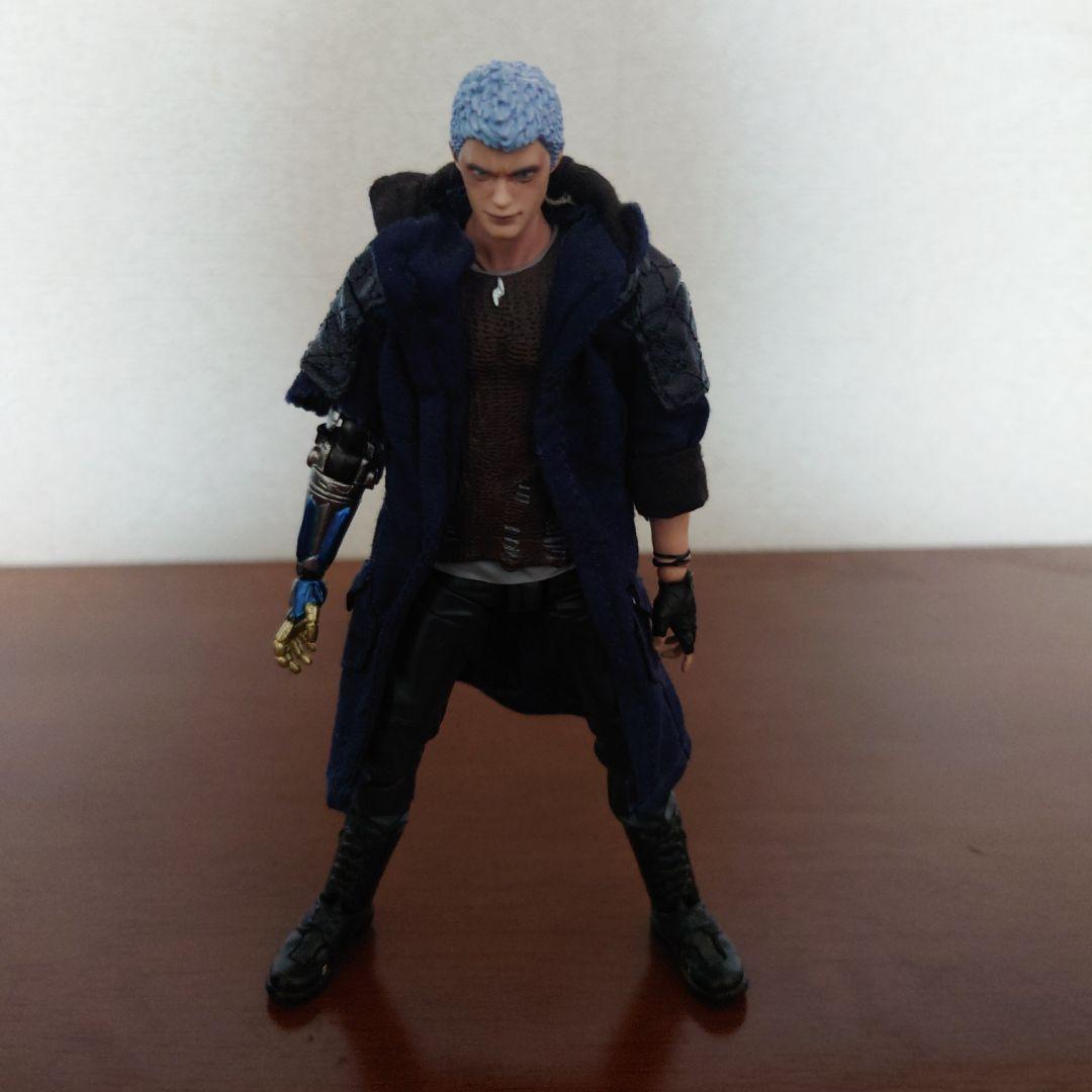 千値練 Devil May Cry 5 フィギュア　ネロ　ダンテ