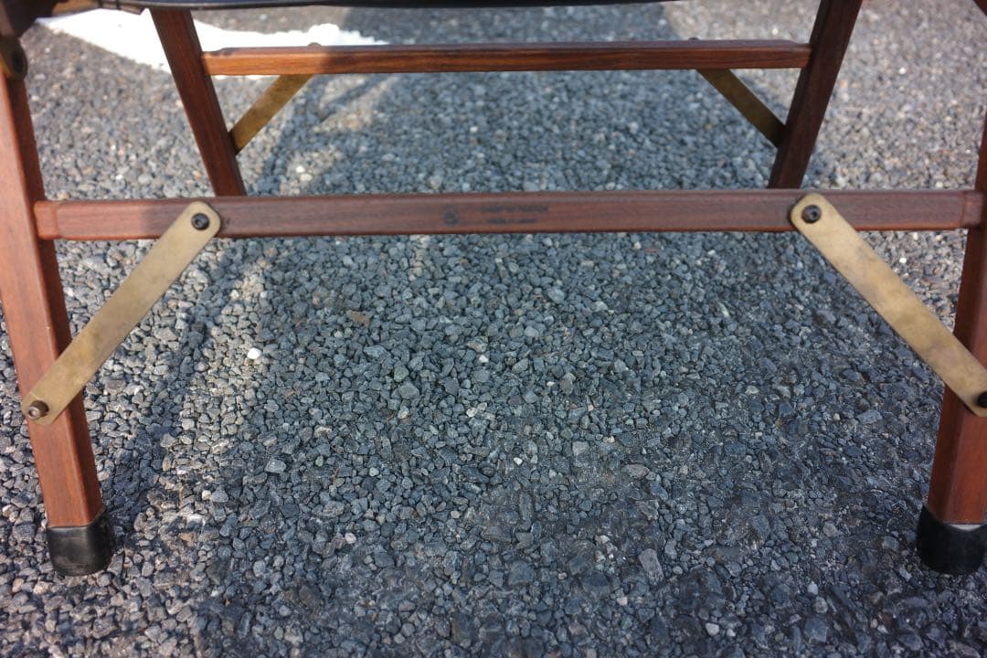 ピノワークスメッシュレザー　コンダクターズチェア　ウォールナット HIJIWAR
