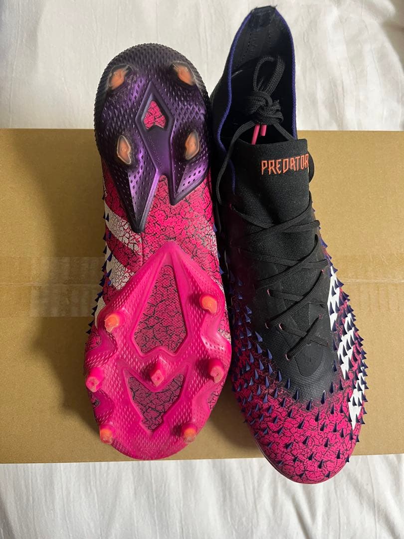 Adidas プレデターフリーク/fg 27cm