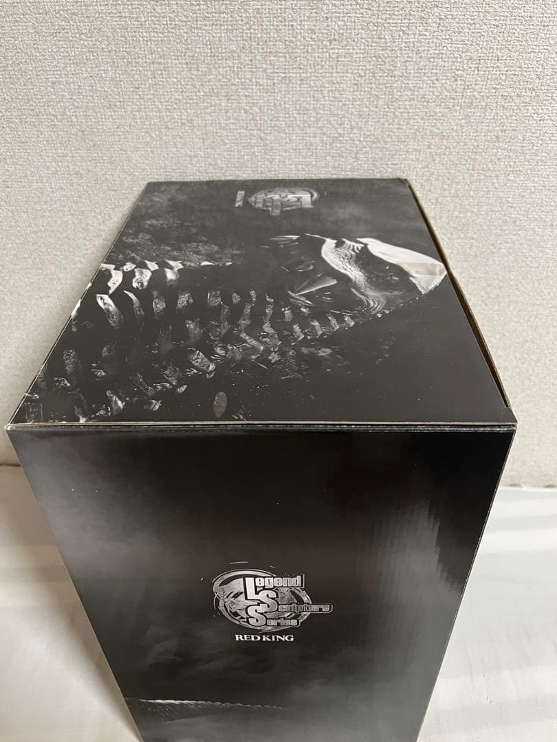 円谷プロ　LSSレッドキング　1,500個数量限定 巨大ソフビ人形
