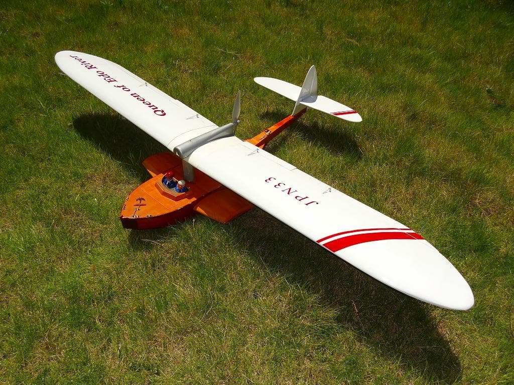 非常に手の込んだ作り　オリジナル飛行艇　ラジコン水上機　スパン1410mm