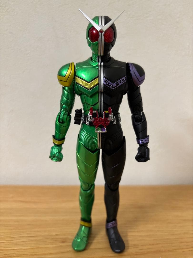 真骨彫　仮面ライダーW サイクロンジョーカー 風都探偵アニメ化記念