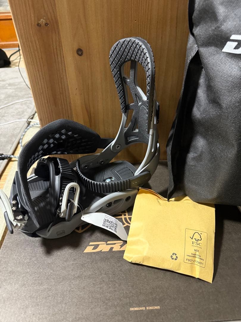 DRAKE FIFTY LTD ビンディング NARDO GRAY M