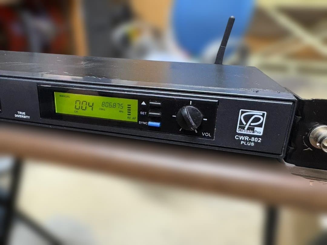 CLASSIC PRO CW802PLUS ワイヤレスマイクシステム