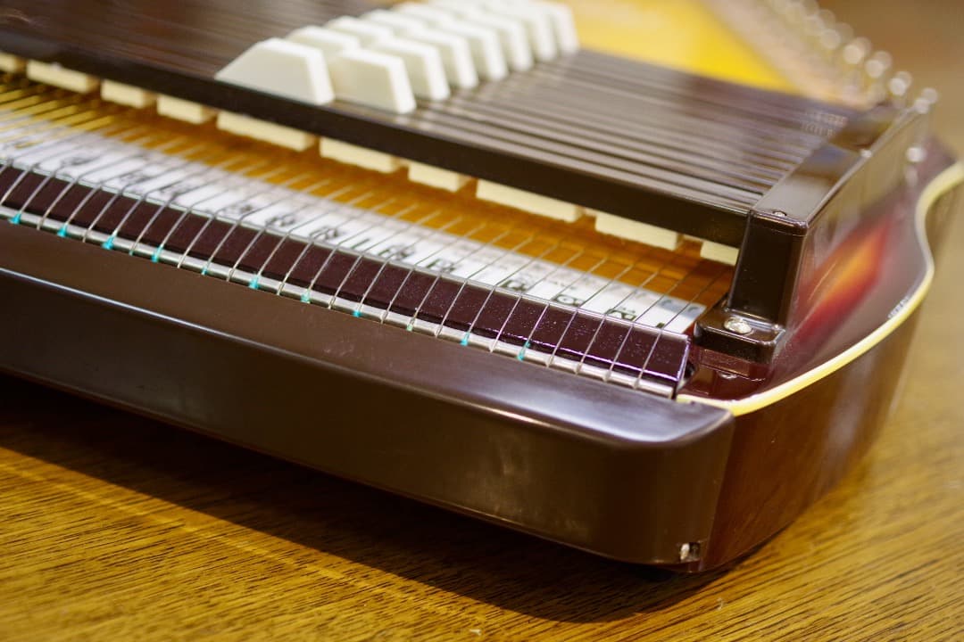 TOKAI GAKKIクロマハープCH-2S（教本、ハードケース付）