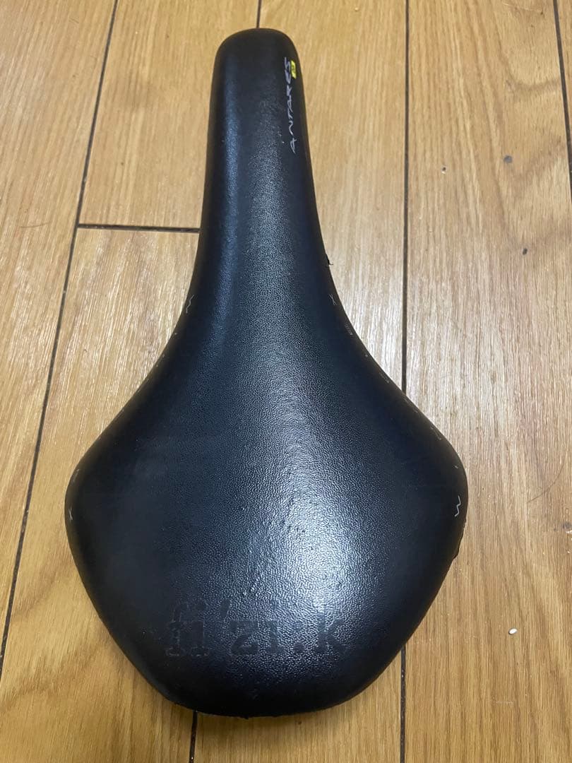 フィジーク fizik アンタレス 00 カーボンレール 130m240m